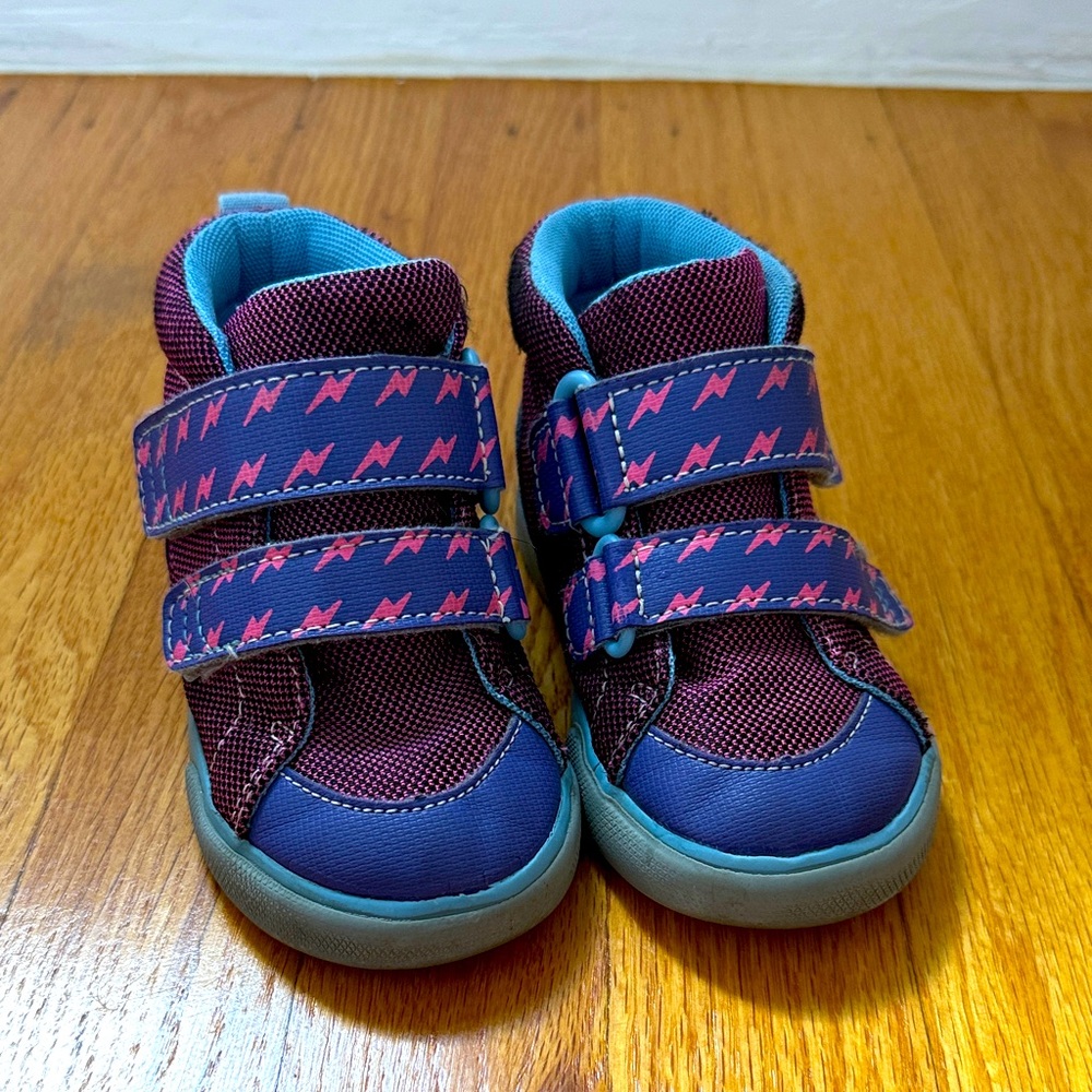 Preloved See Kai Run Hightop Sneakers, toddler size 8